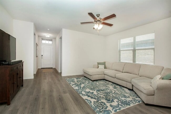 Photo - 2348 Opaline Dr