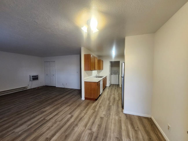 Photo - 2140 Elizabeth Blvd Unit A