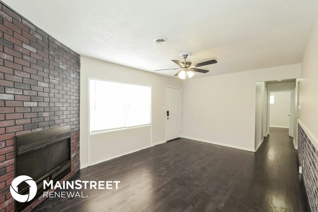 Photo - 6108 E 149th St