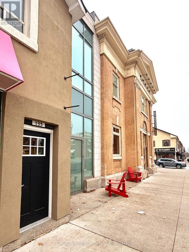 Photo - 155 Lakeshore Rd E