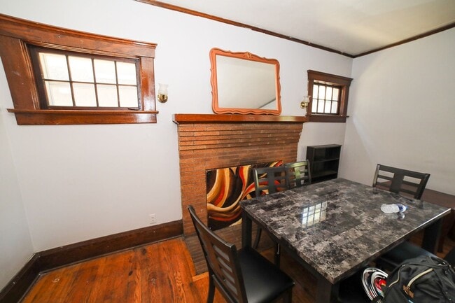 Photo - 504 Catherine St Unit 01