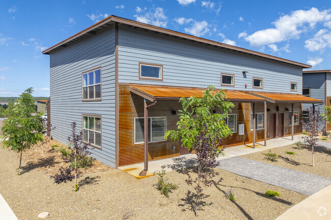 Building Photo - Lofts on the Mesa