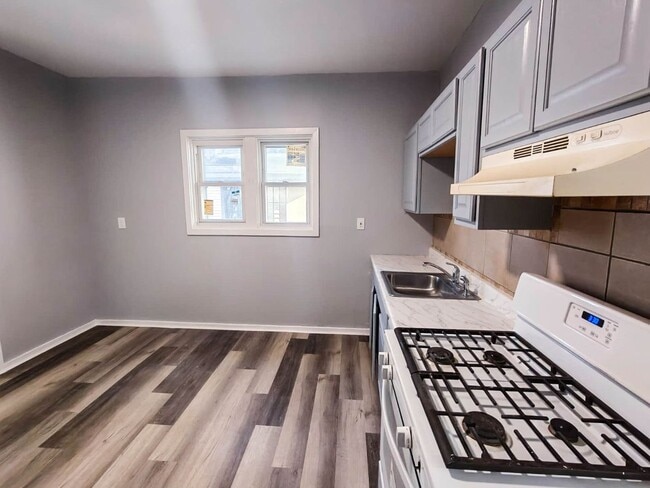 Photo - 91 Spring St Unit 1