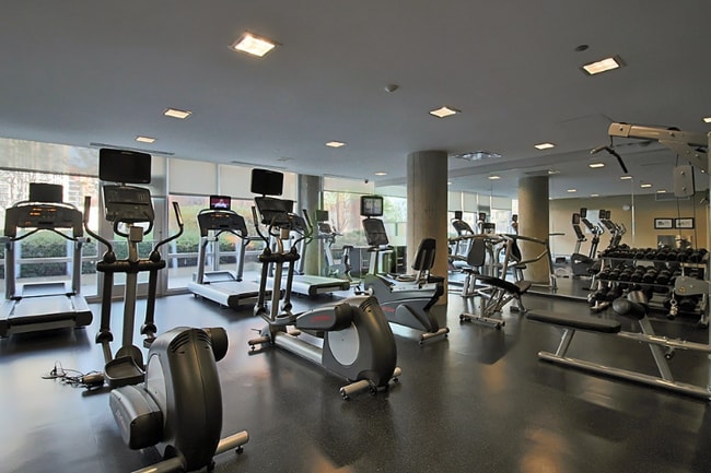 Photo - 1390 S State St