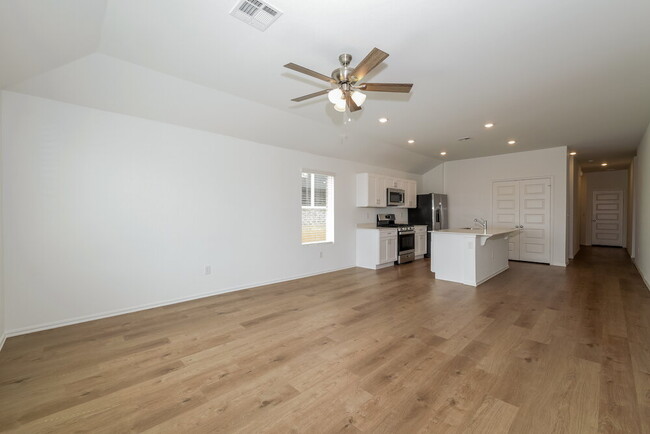 Photo - 10044 Blackjack Rd