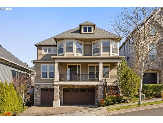 Expansive 5-Bedroom Home with Gourmet Kitc... - Expansive 5-Bedroom Home with Gourmet Kitc...