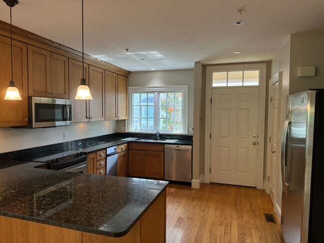 Photo - ***JUST REDUCED!!!*** - Marblehead Highlands Townhouse