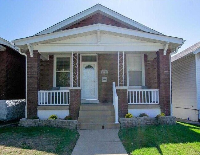 Building Photo - Fantastic 2bd/1ba home! Let yourself in!
