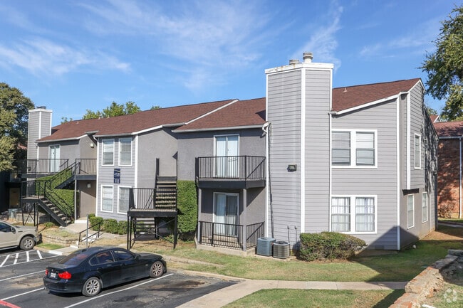 Summerwood Apartments