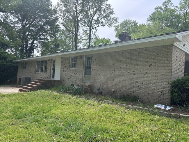 Photo - 3807 Radom Rd.