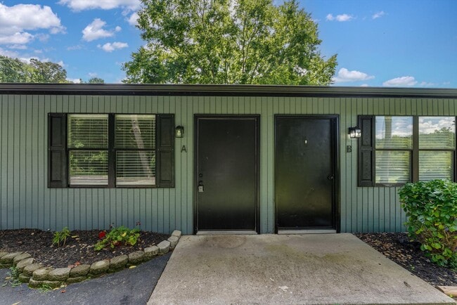 Photo - 712 Cooper Rd