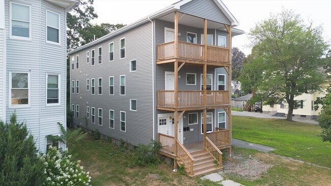 Building Photo - 99 June St Unit 2 Rental