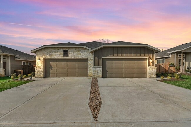 Photo - 25133 Pacific Wren Dr