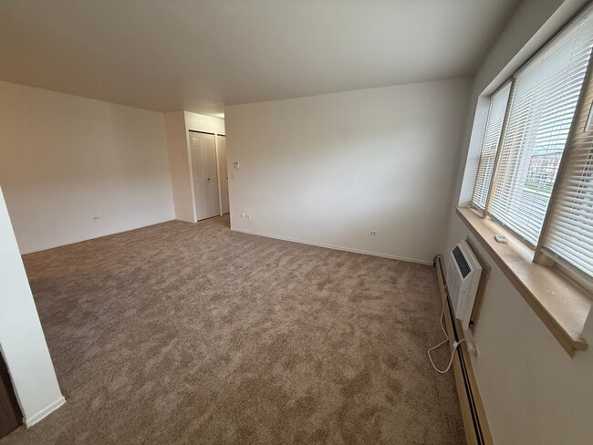 Photo - 3001 N Thatcher Ave