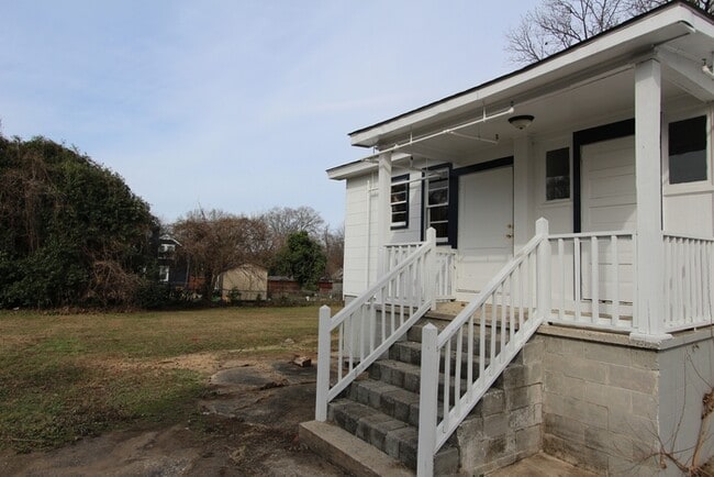 Photo - 311 N Confederate Ave