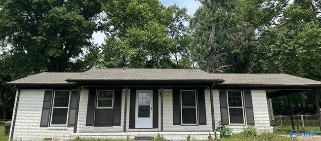 Photo - 2609 Thornhill Rd NW House
