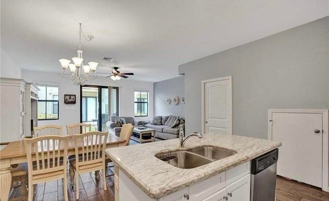 Photo - 1082 NW 33rd Manor Townhome