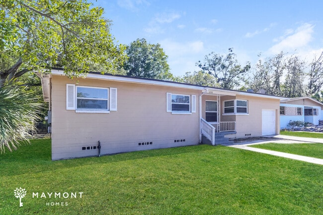 Photo - 6308 Merrill Rd