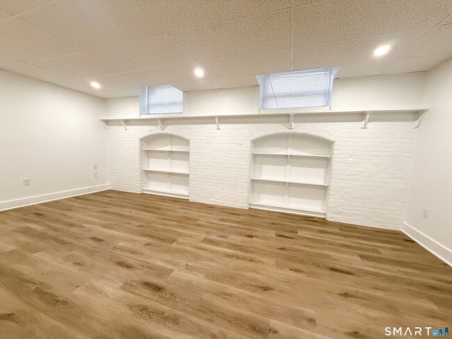 Photo - 156 Garfield Ave Unit 12