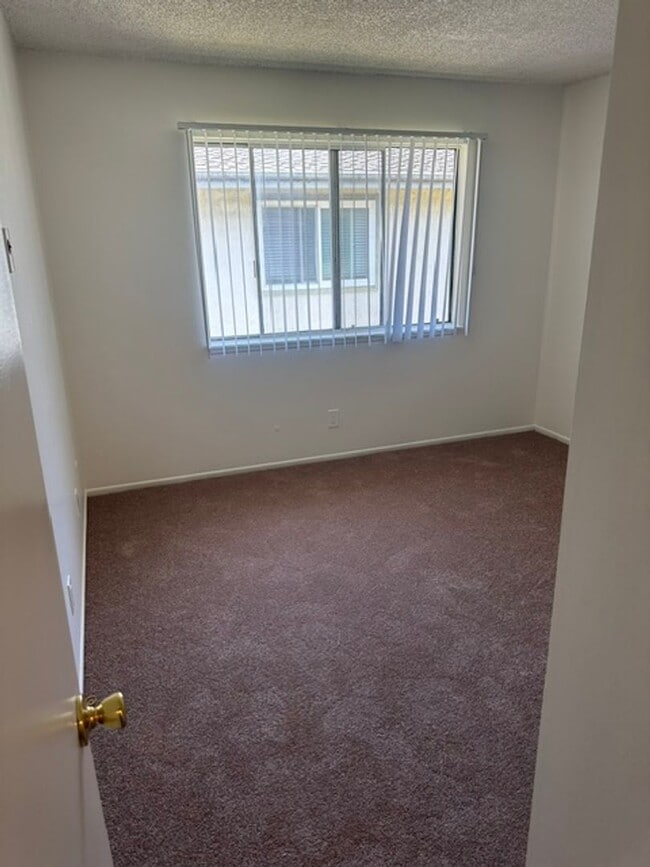 Photo - 2 BEDROOM MARINA VILLAGE TOWNHOUSE IN PORT HUENEME