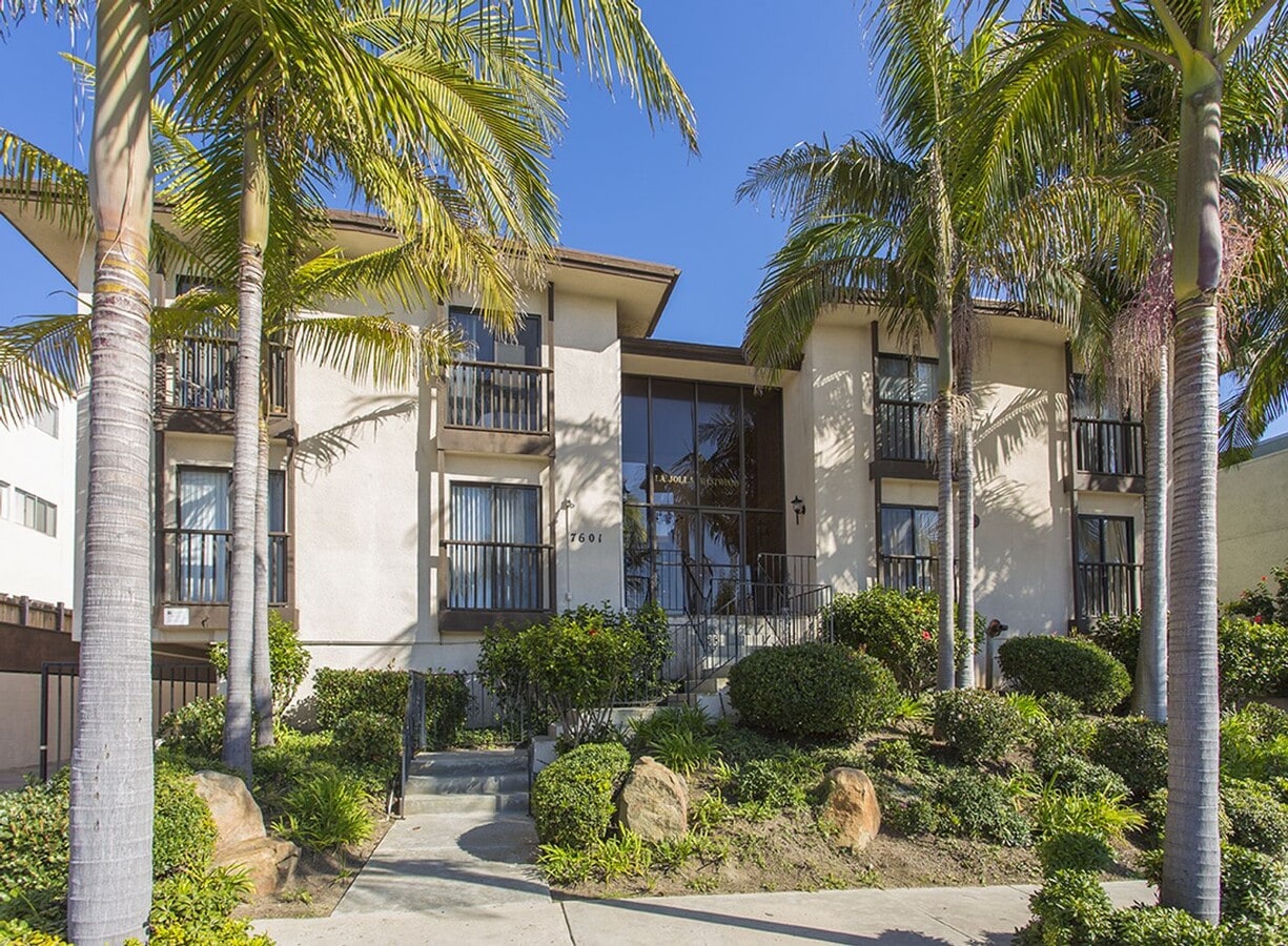 *OPEN HOUSE: 8/2 12:30PM-2PM* 2bd/2ba In L... - *OPEN HOUSE: 8/2 12:30PM-2PM* 2bd/2ba In L... Unit 07