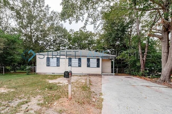 Building Photo - 118 Charles Cir