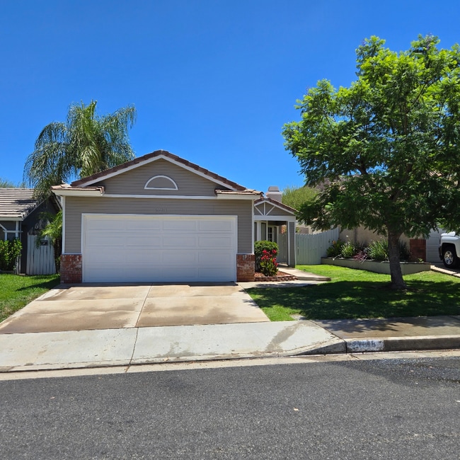 Building Photo - 27818 Cactus Flower Dr Rental