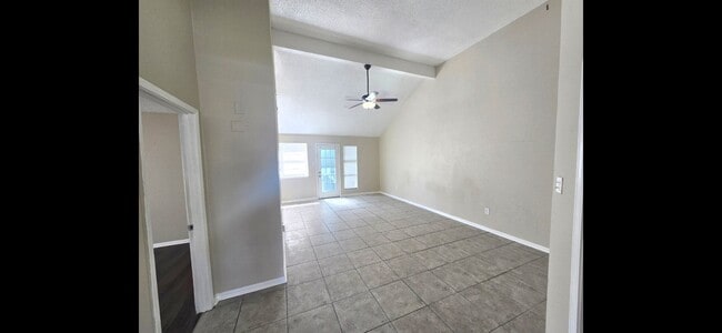 Photo - 3 Bedroom 1.5 Baths