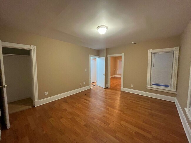 Photo - 734 S Twelfth St