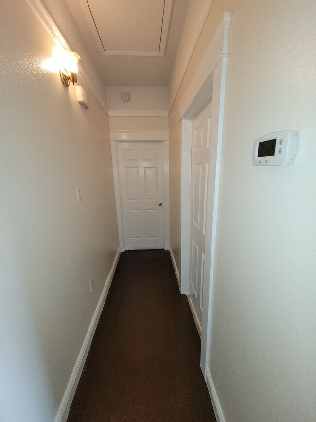 Photo - 3 Bedroom Apt. steps from Xavier University New Orleans Unit 4702 Euphrosine