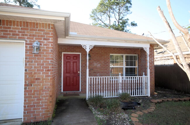 Photo - 1684 Sycamore Ave