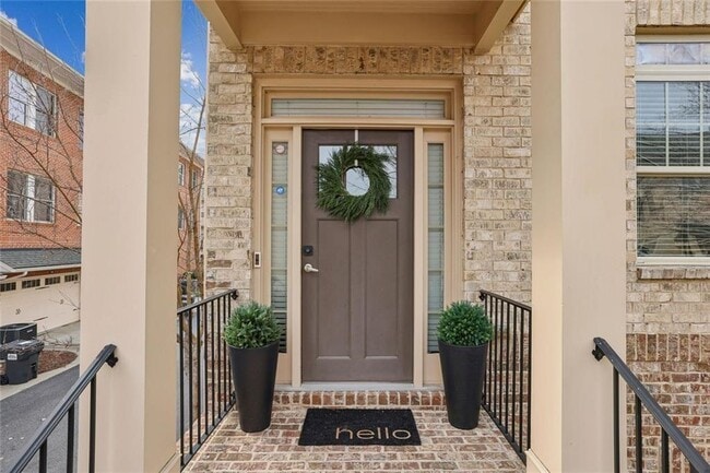 Photo - 745 Fountainhead Ln NE