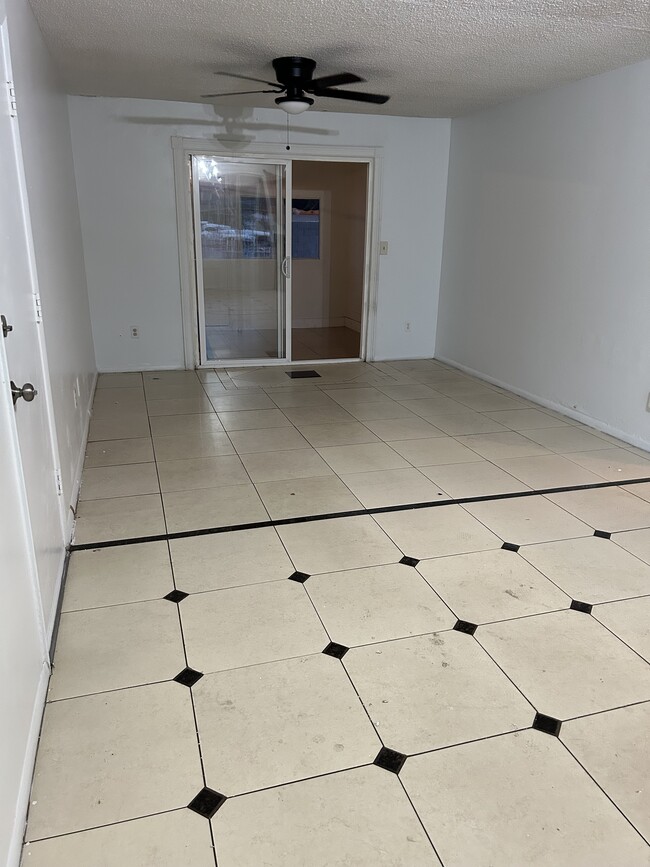 Photo - 2054 N 53rd Ave