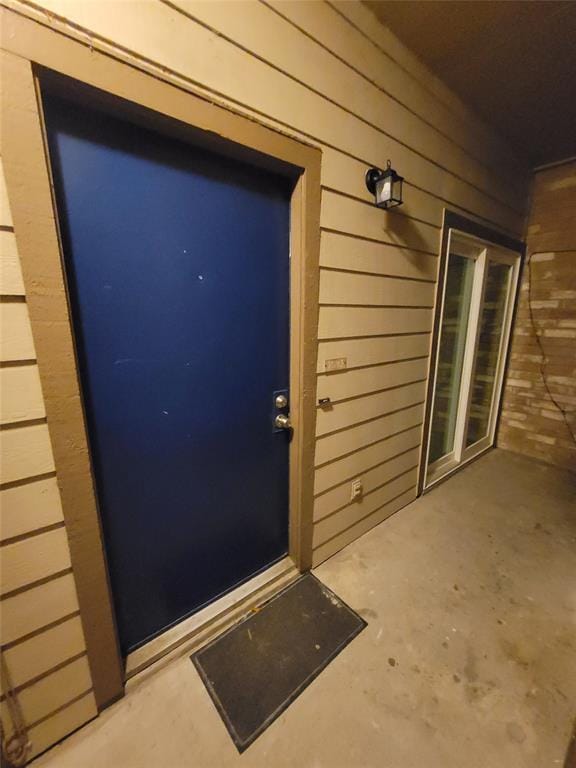 Building Photo - 7093 N Holiday Dr Rental