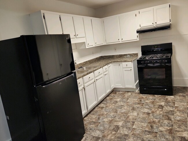 Photo - 1404 Linval St