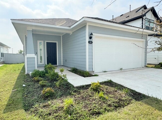 Photo - 195 Heritage Ml Trl