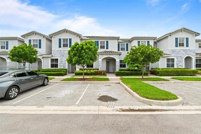 Photo - 2668 SE 19th St