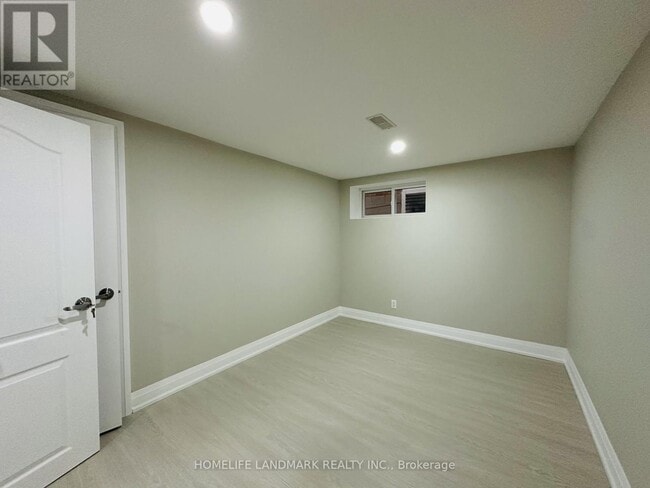 Photo - 38 Howarth Ave