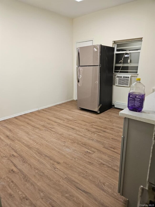 Photo - 117-10 Jamaica Ave