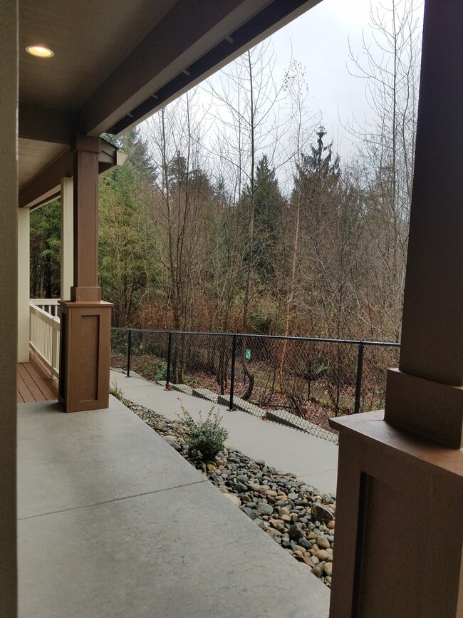 Photo - Beautiful Townhome in perfect location, only minutes from I-5