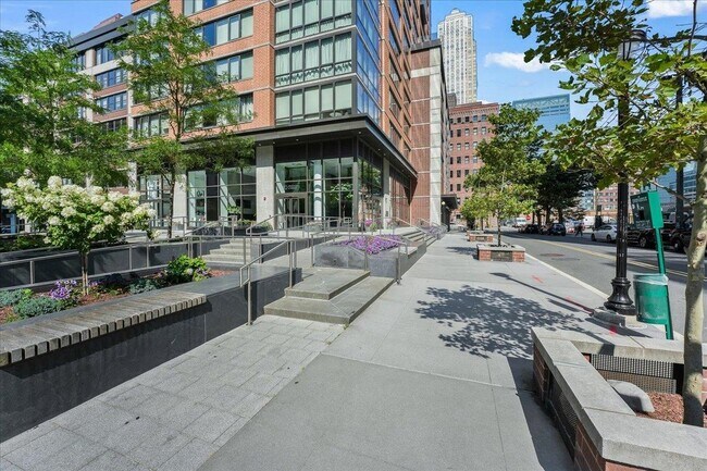 Photo - 10 Provost St Unidad 1602 Rental