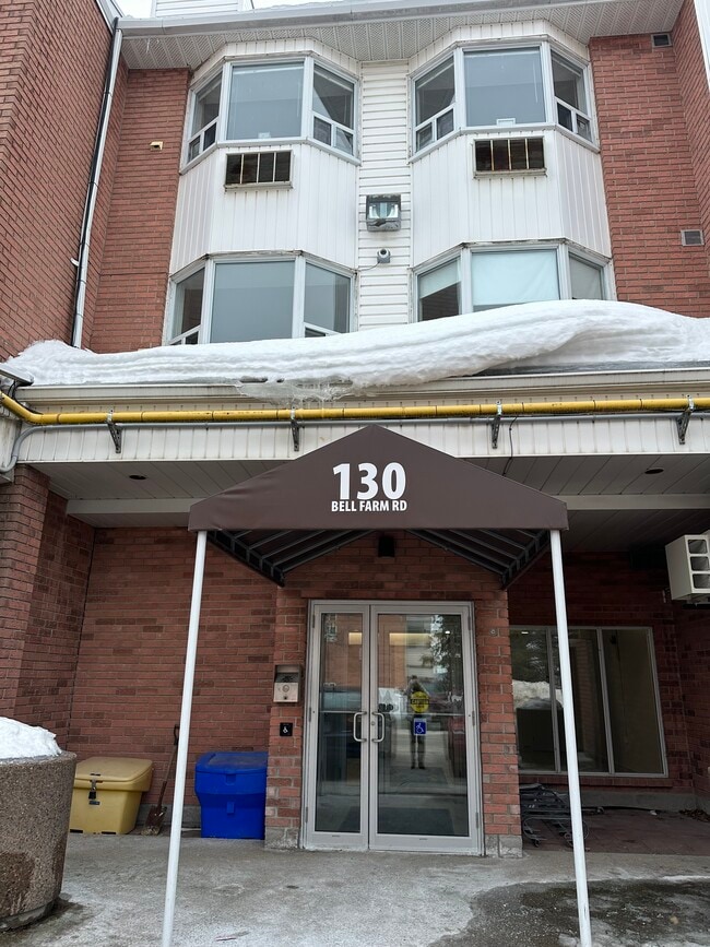 Building Photo - 130 Bell Farm Rd