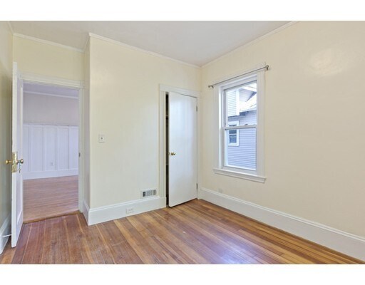 Photo - 8 Greylock Rd Unit 2