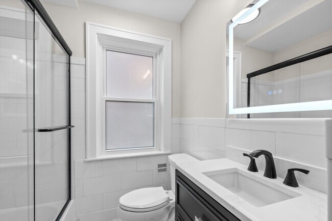 Photo - 6340 Northwood Ave Unit 2E