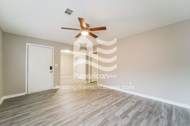 Photo - 573 N Park Ln