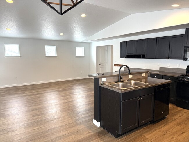 Photo - 1115 Leepike Ct