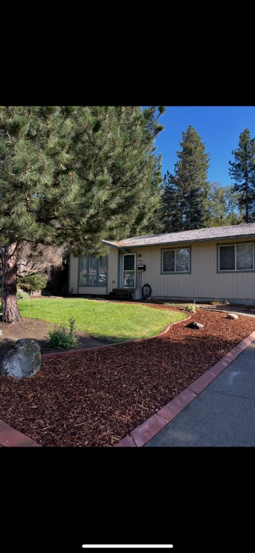 Building Photo - 3704 E 12th Ave Rental