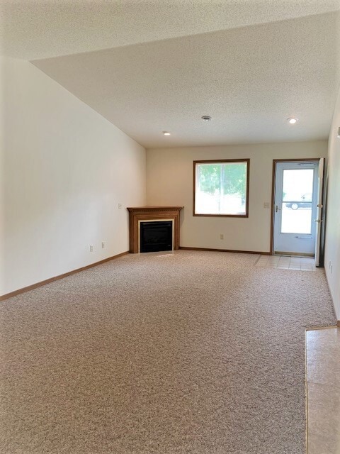 Photo - 4549 Woodford Ct Unit 4