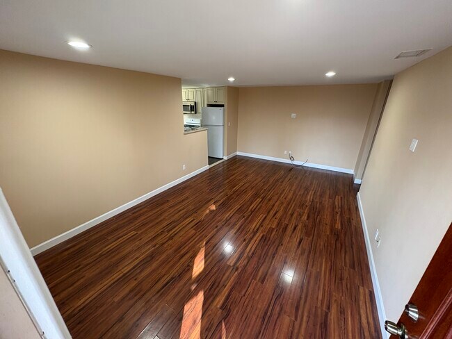 Photo - 12 Sagamore Hills Dr Unit 12