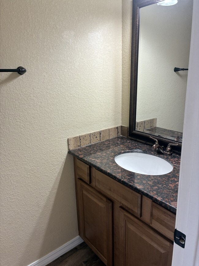 Photo - 3515 S 66th St